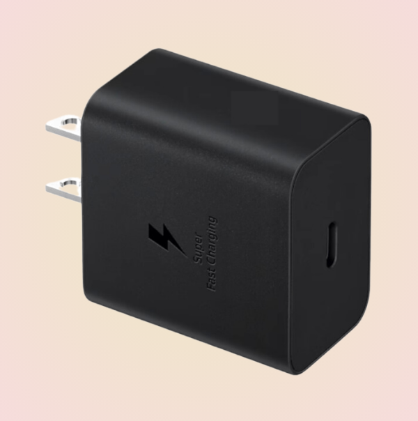 Cubo Cargador Carga Rápida Puerto Turbo Tipo-C de 45w PD más Cable Gratis